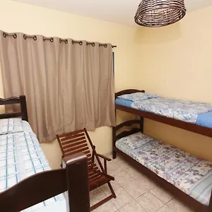 Aeroporto House Albergue